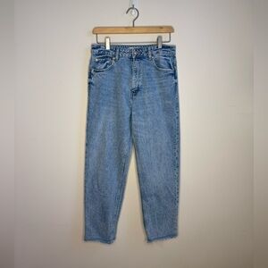 Zara Classic Blue High Waisted Cropped Jeans Size 8